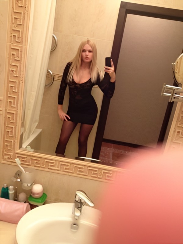 Лариса привлекательная девушка из Электроуглей цена от 4000 руб