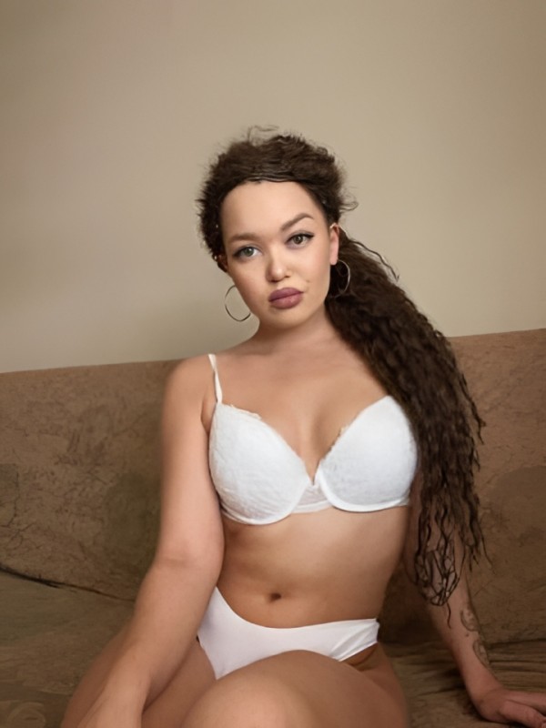 Леночка привлекательная девушка из Электроуглей цена от 3000 руб