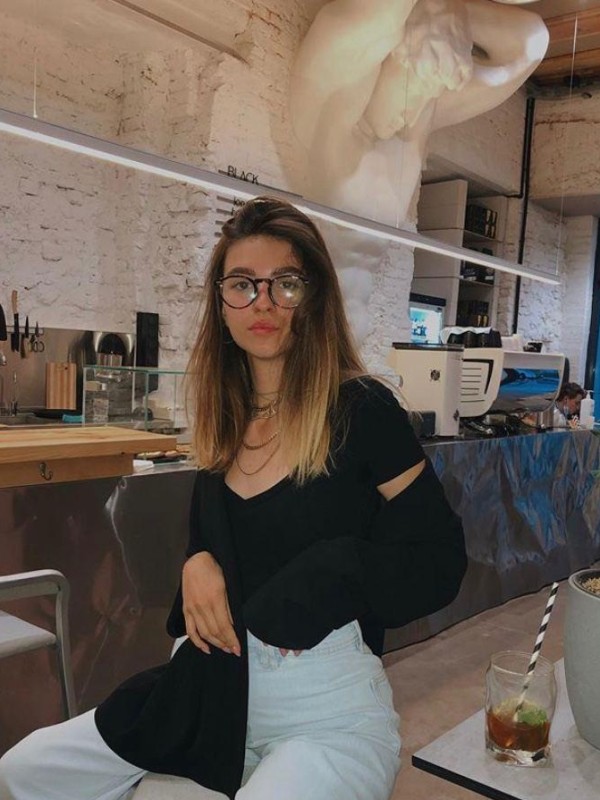 🎥 Алиса фото 5