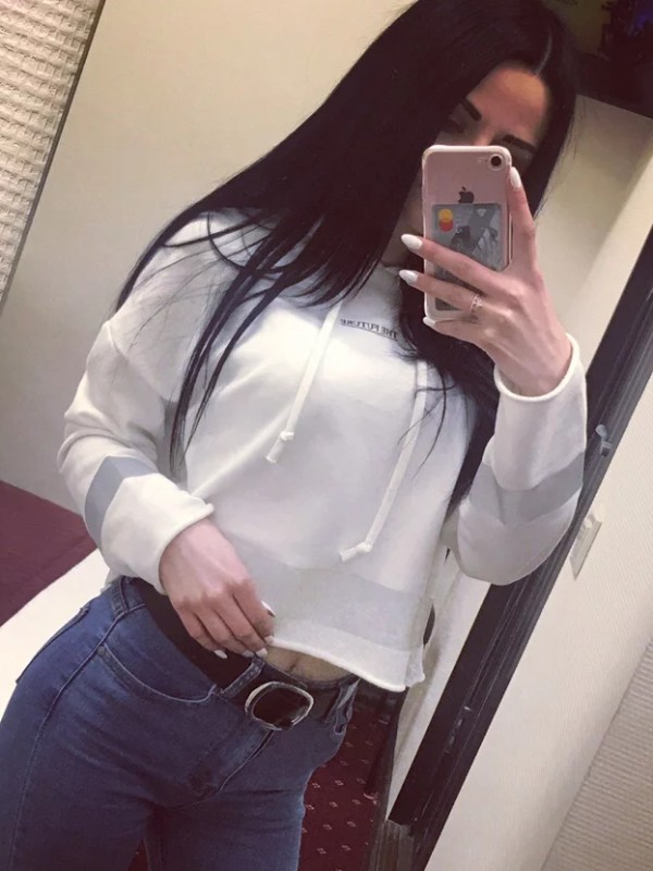 Елена привлекательная девушка из Электроуглей цена от 3000 руб