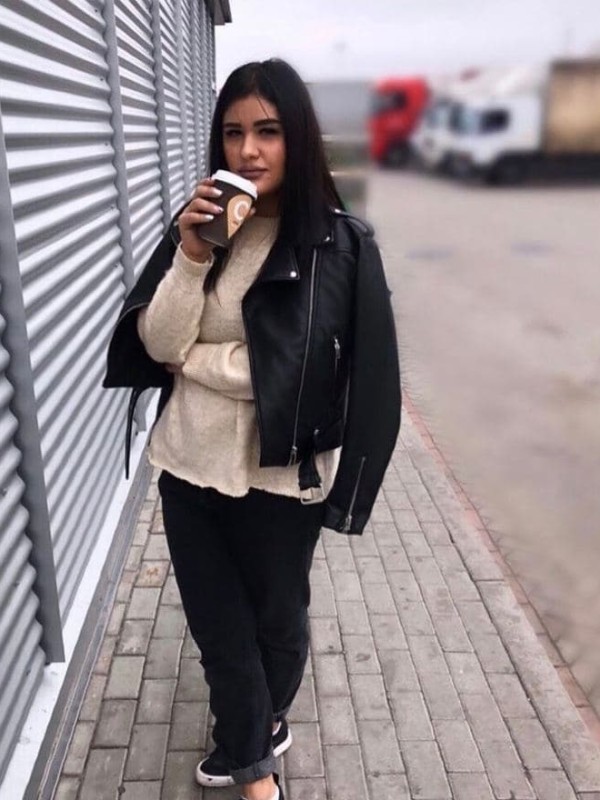 🎥 Алина привлекательная девушка из Электроуглей цена от 5000 руб