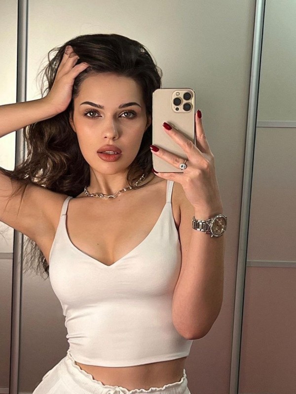 Ксюша привлекательная девушка из Электроуглей цена от 3000 руб