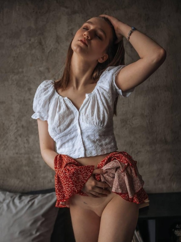 Аленочка привлекательная девушка из Электроуглей цена от 8000 руб